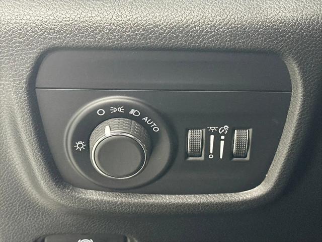 2023 Jeep Grand Cherokee Altitude 4x2