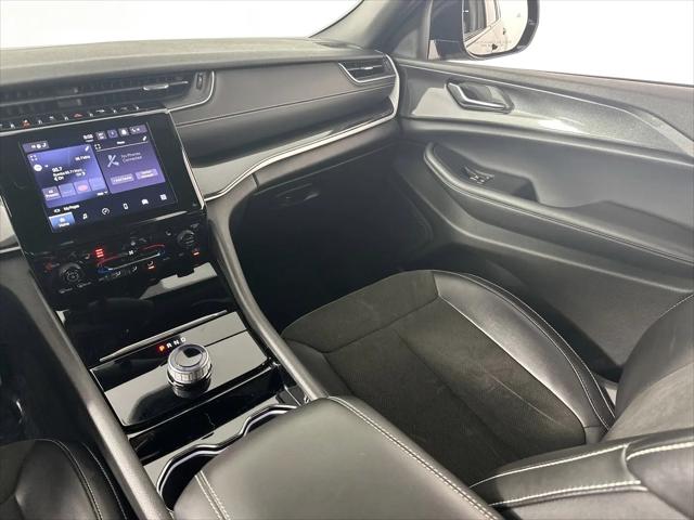 2023 Jeep Grand Cherokee Altitude 4x2
