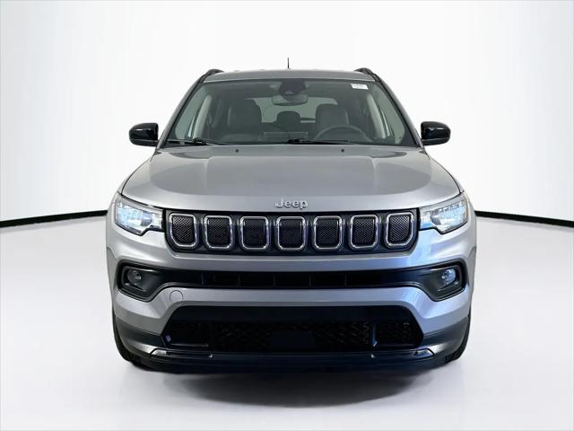 2022 Jeep Compass Latitude FWD