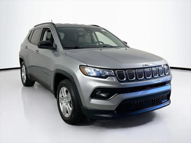 2022 Jeep Compass Latitude FWD