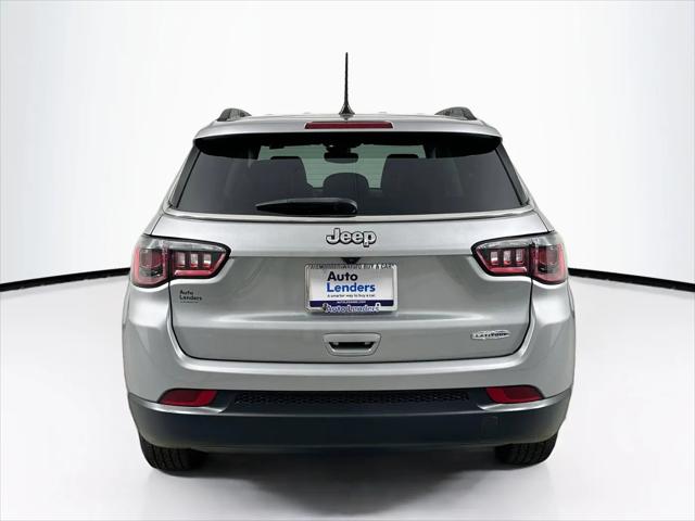 2022 Jeep Compass Latitude FWD
