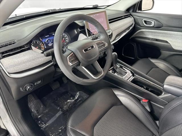 2022 Jeep Compass Latitude FWD