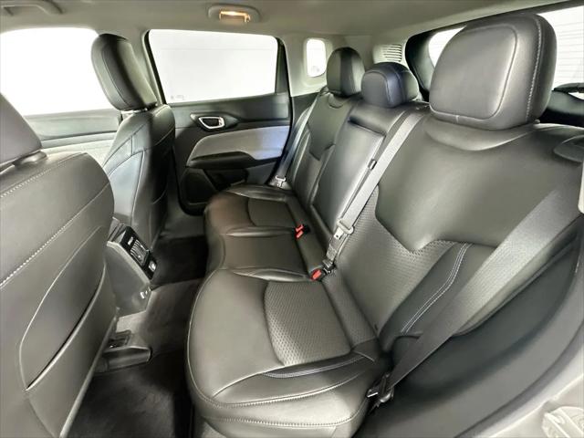 2022 Jeep Compass Latitude FWD