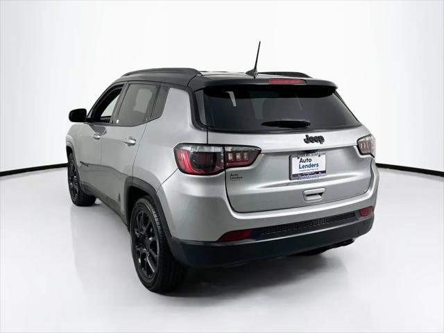 2022 Jeep Compass Altitude FWD
