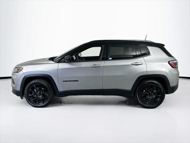 2022 Jeep Compass Altitude FWD