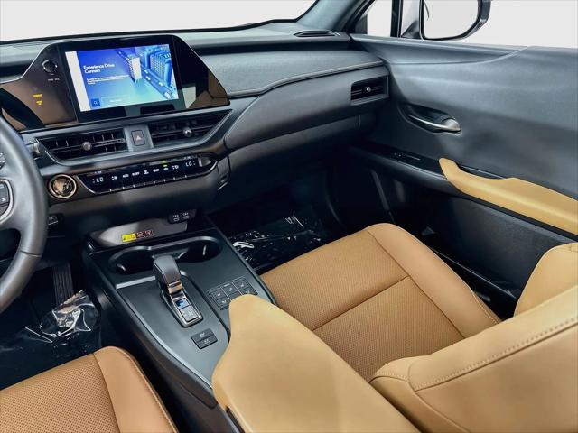 2025 Lexus 300 Premium