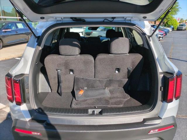 2022 Kia Sorento LX