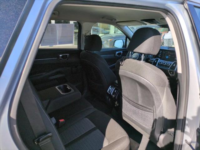 2022 Kia Sorento LX