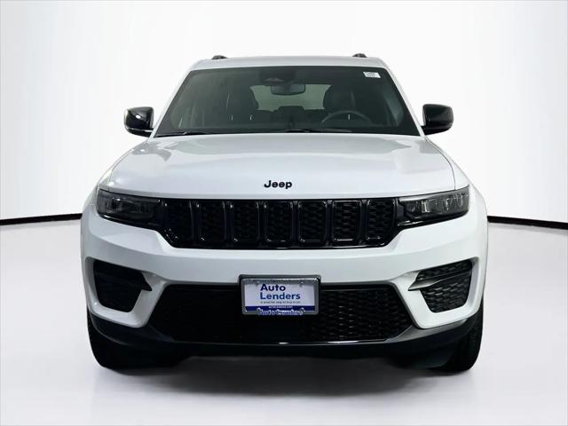 2023 Jeep Grand Cherokee Altitude 4x4