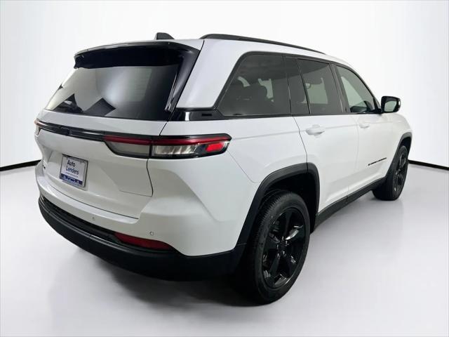 2023 Jeep Grand Cherokee Altitude 4x4