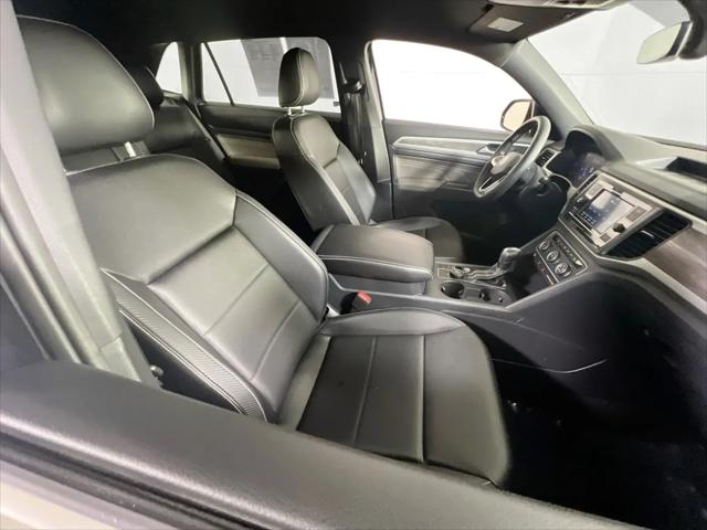 2023 Volkswagen Atlas Cross Sport 2.0T SE