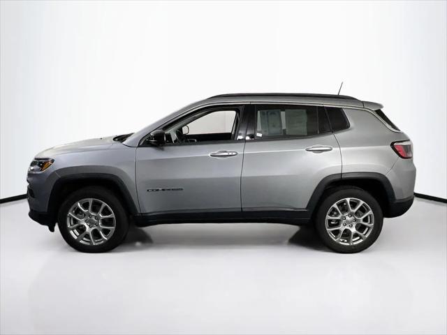 2022 Jeep Compass Latitude Lux 4x4