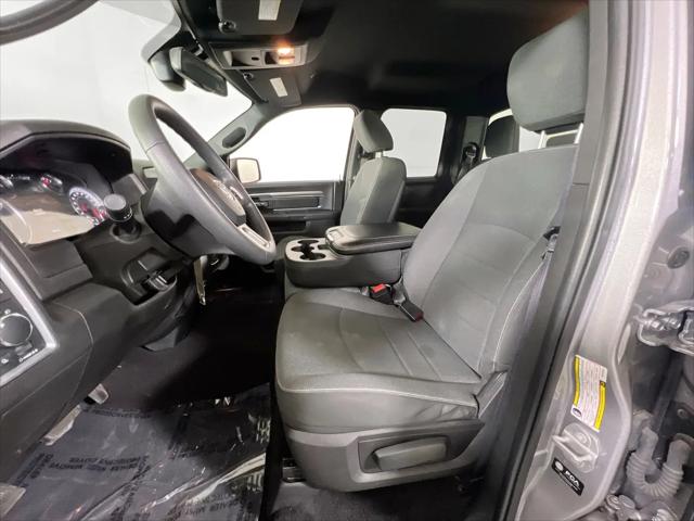 2022 Ram 1500 Classic Warlock Quad Cab 4x4 6'4" Box