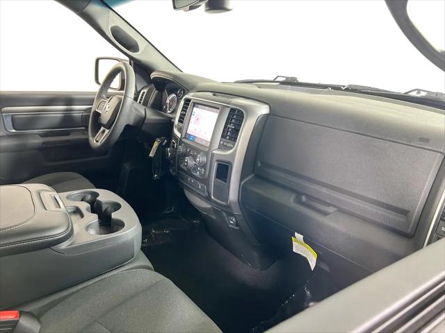 2022 Ram 1500 Classic Warlock Quad Cab 4x4 6'4" Box