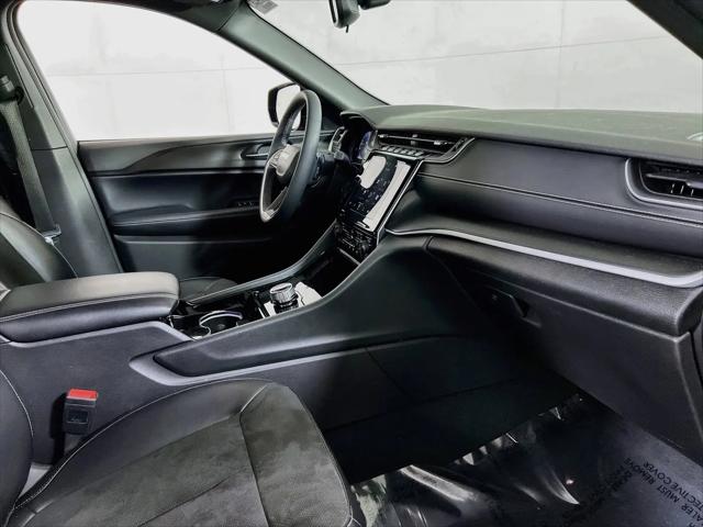 2023 Jeep Grand Cherokee L Altitude 4x4