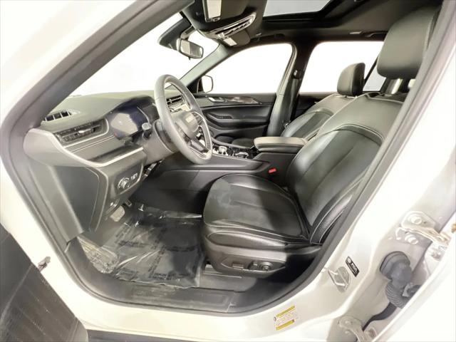 2023 Jeep Grand Cherokee Altitude 4x4