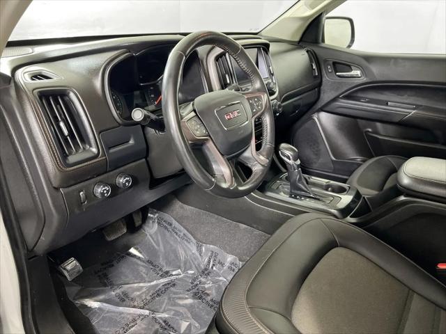 2022 GMC Canyon 4WD Crew Cab Short Box AT4 - Cloth