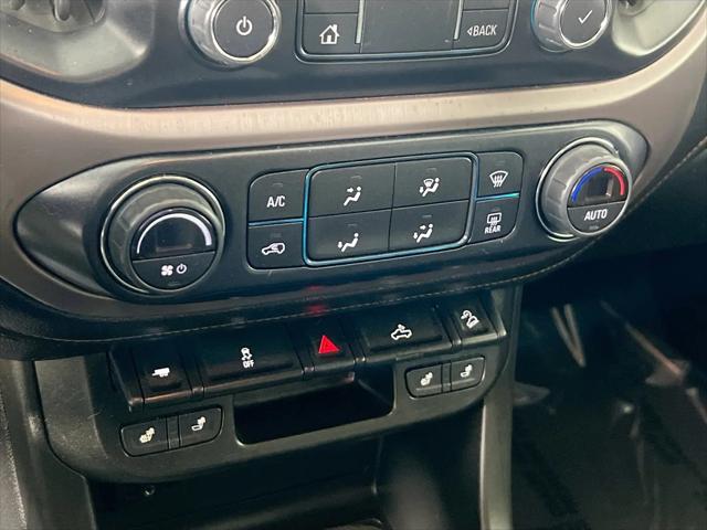 2022 GMC Canyon 4WD Crew Cab Short Box AT4 - Cloth