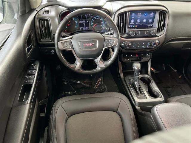 2022 GMC Canyon 4WD Crew Cab Short Box AT4 - Cloth