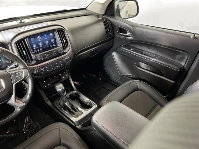 2022 GMC Canyon 4WD Crew Cab Short Box AT4 - Cloth