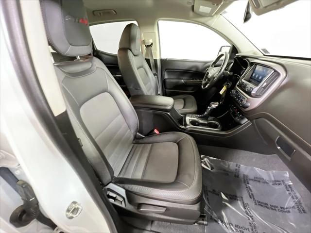 2022 GMC Canyon 4WD Crew Cab Short Box AT4 - Cloth