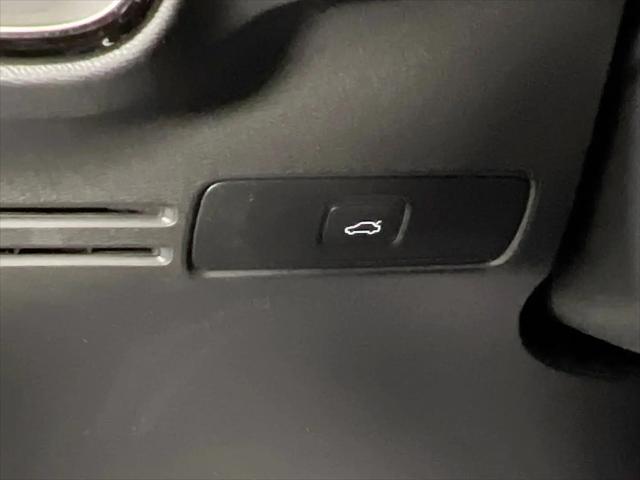 2023 Volvo XC40 B5 Core