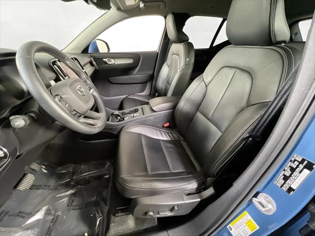 2023 Volvo XC40 B5 Core