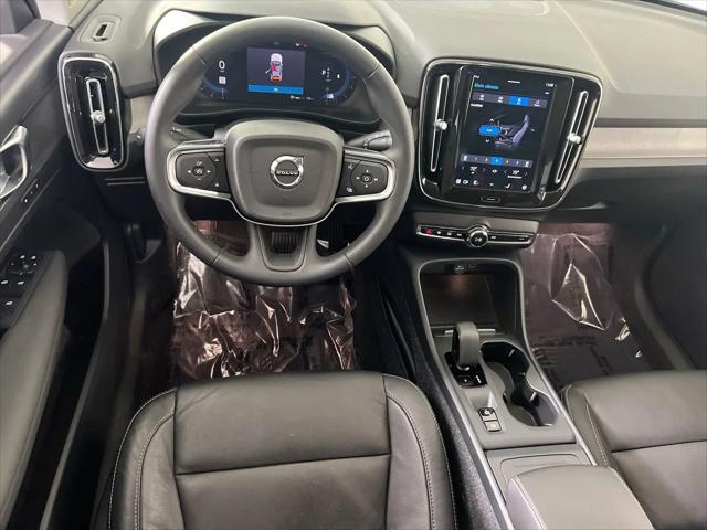 2023 Volvo XC40 B5 Core