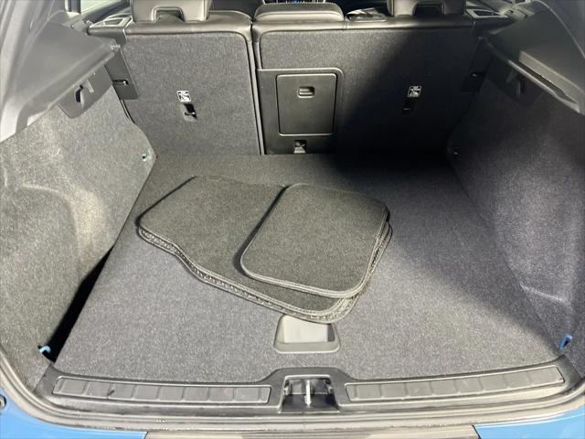 2023 Volvo XC40 B5 Core