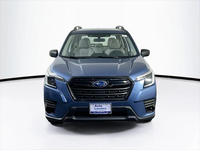 2023 Subaru Forester Base