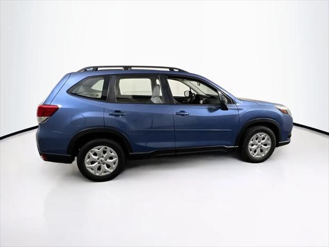 2023 Subaru Forester Base