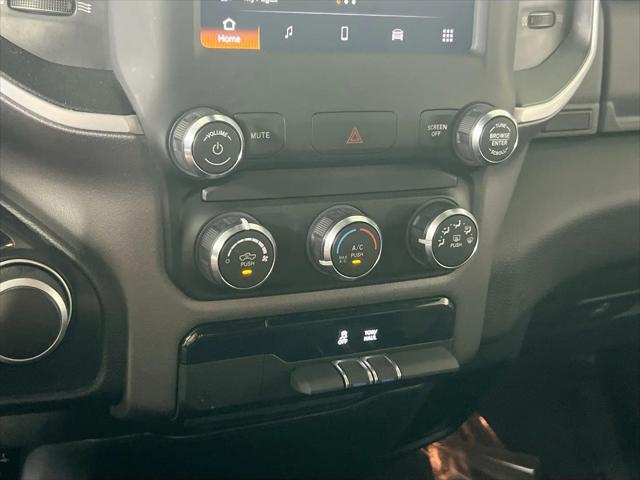 2022 Ram 1500 Big Horn Quad Cab 4x4 6'4" Box