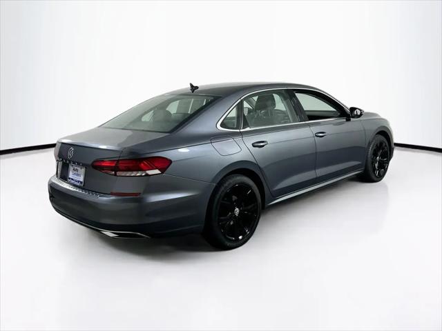 2022 Volkswagen Passat 2.0T SE