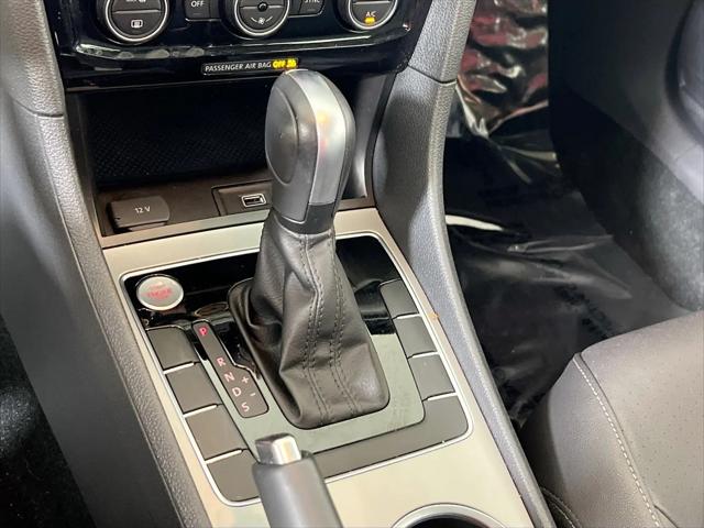 2022 Volkswagen Passat 2.0T SE