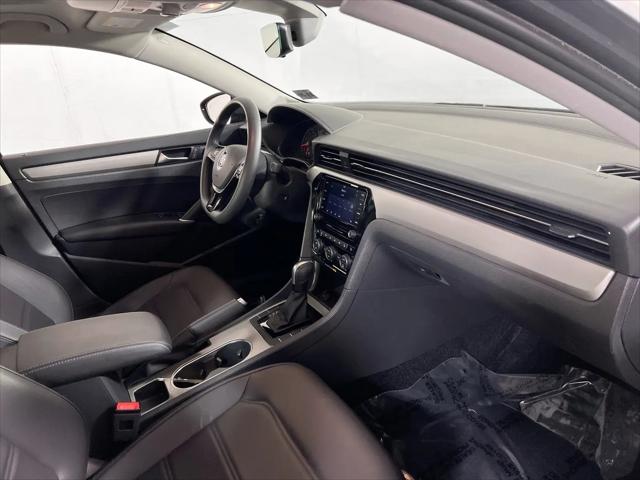 2022 Volkswagen Passat 2.0T SE