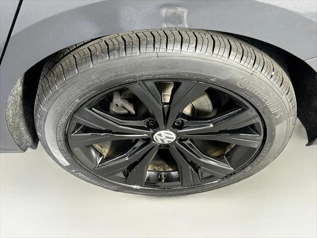 2022 Volkswagen Passat 2.0T SE