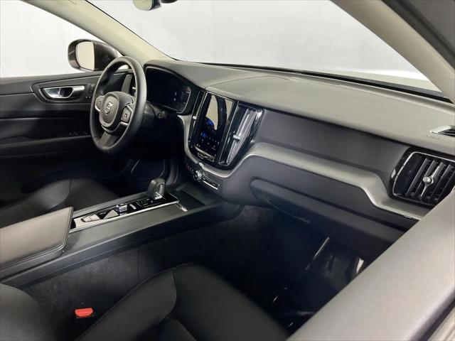 2023 Volvo XC60 B5 Core