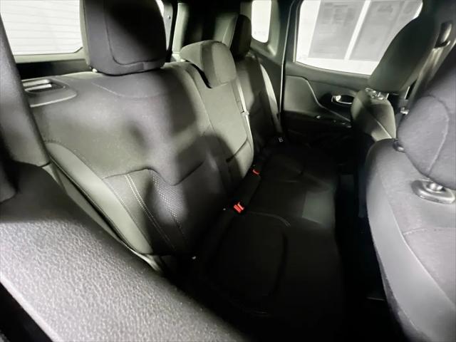 2022 Jeep Renegade Altitude 4x4