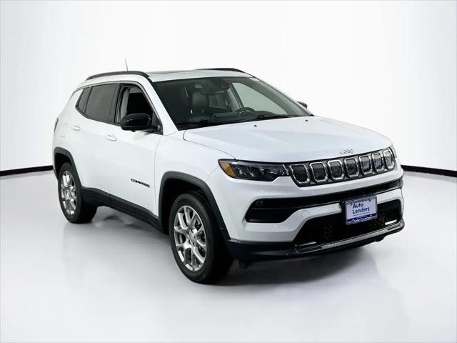 2022 Jeep Compass Latitude Lux 4x4