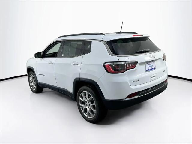 2022 Jeep Compass Latitude Lux 4x4