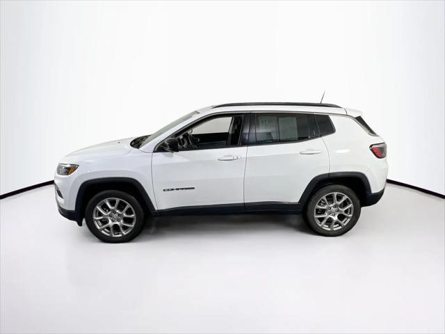 2022 Jeep Compass Latitude Lux 4x4