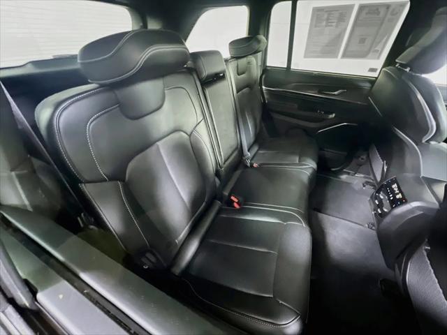 2023 Jeep Grand Cherokee Overland 4x4