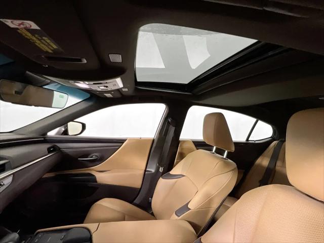 2021 Lexus ES 300h ES 300h