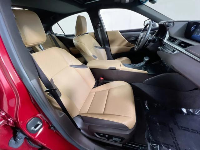 2021 Lexus ES 300h ES 300h