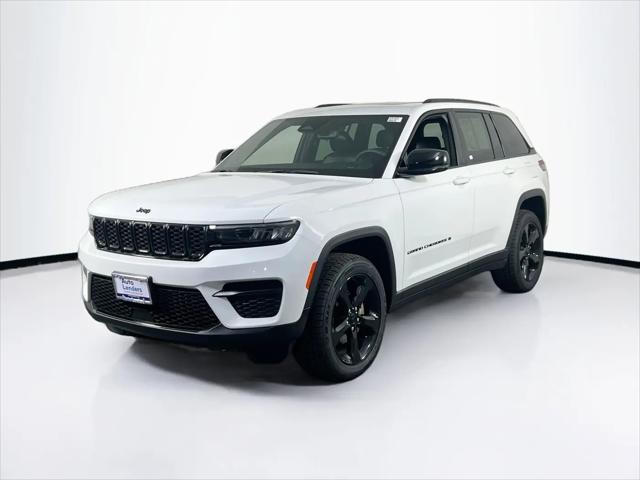 2023 Jeep Grand Cherokee Altitude 4x4 for sale in Edgemont, PA