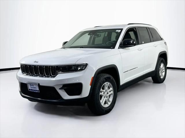 2023 Jeep Grand Cherokee Laredo 4x4 for sale in Edgemont, PA