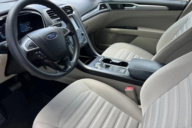 2019 Ford Fusion Hybrid SE