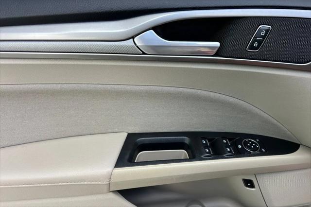 2019 Ford Fusion Hybrid SE