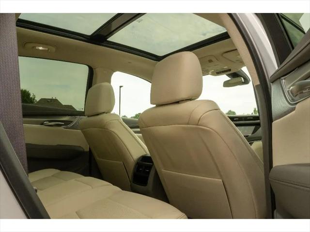 2024 Cadillac XT5 FWD Premium Luxury