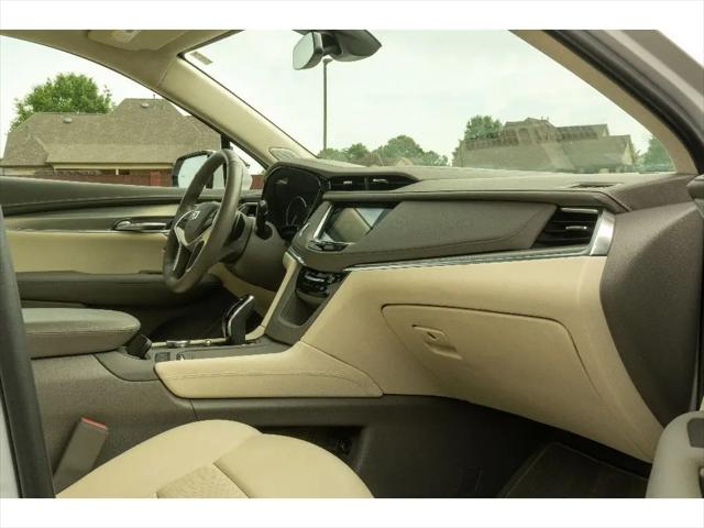 2024 Cadillac XT5 FWD Premium Luxury